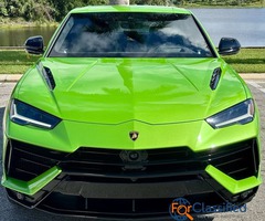 Slightly USED 2024 Lamborghini Urus S AWD Full options